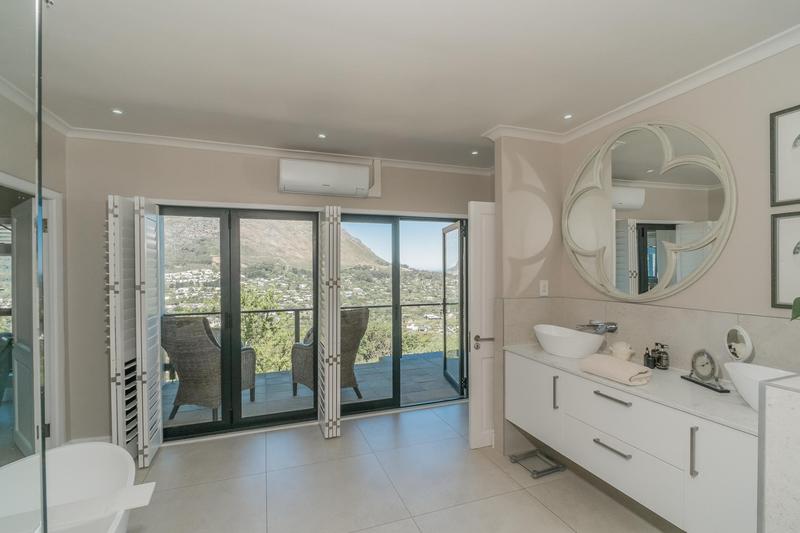 4 Bedroom Property for Sale in Kenrock Country Estate Western Cape